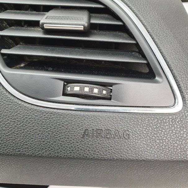 LEON III 3 DASHBOARD AIRBAG KIT SEAT BELTS SMALL