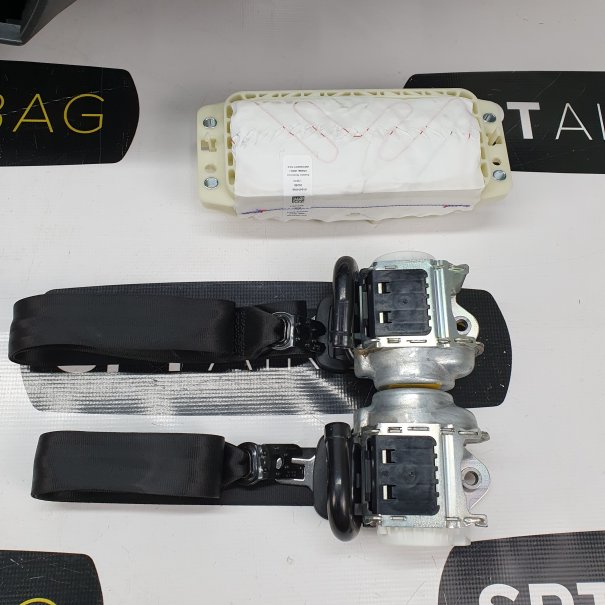 LEON IV 4 CRUSCOTTO AIRBAG SET CINTURE DI...