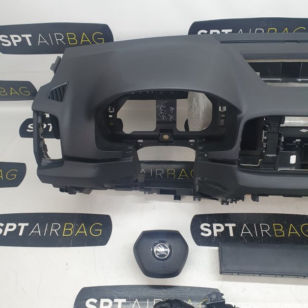 KAROQ LIFT ARMATURENBRETT AIRBAG KIT SITZGURTE