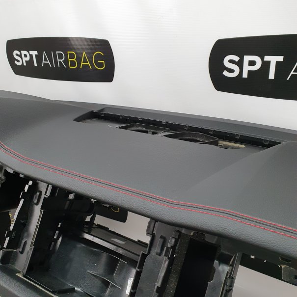 KODIAQ VRS DASHBOARD WITH RED THREAD AIRBAG KIT...