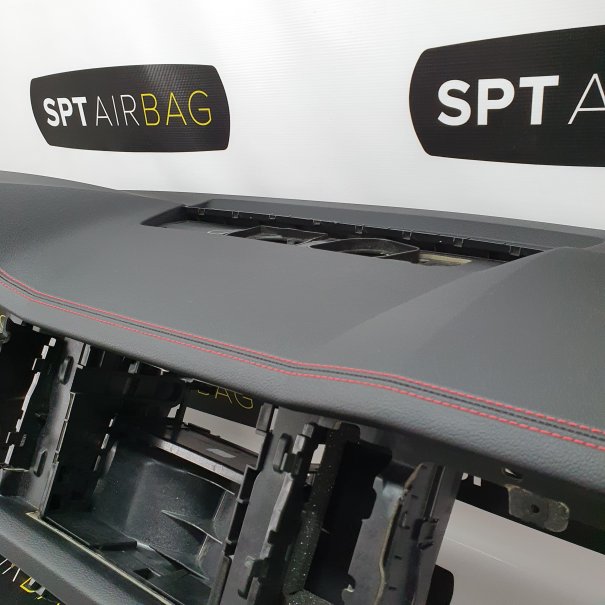 KODIAQ VRS TABLEAU DE BORD AVEC FIL ROUGE...