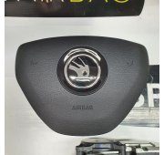 KODIAQ VRS TABLEAU DE BORD AVEC FIL ROUGE AIRBAG ENSEMBLE CEINTURES DE SÉCURITÉ