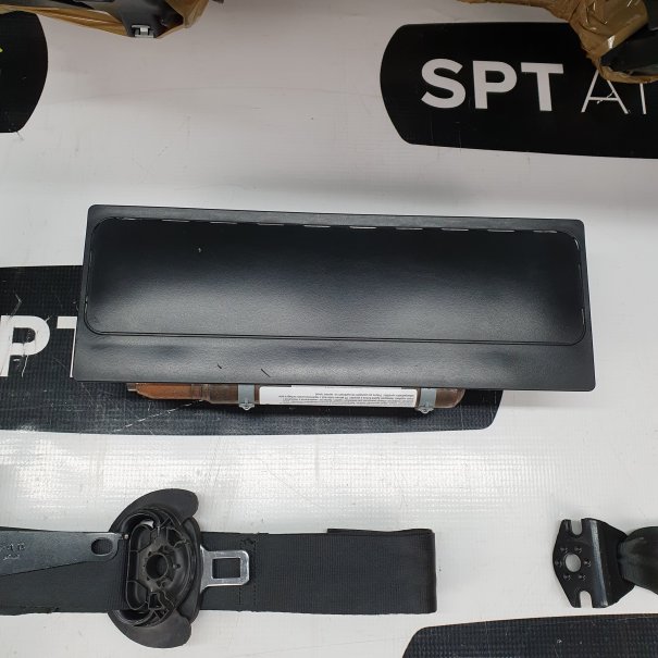 KODIAQ VRS DASHBOARD WITH GREY THREAD AIRBAG...