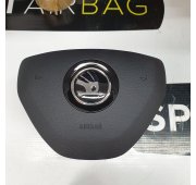 KODIAQ VRS TABLEAU DE BORD AVEC FIL ROUGE AIRBAG ENSEMBLE CEINTURES DE SÉCURITÉ