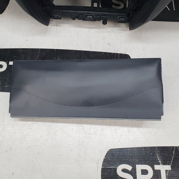 OCTAVIA III 3 CONSOLE DASHBOARD AIRBAG CUSHIONS