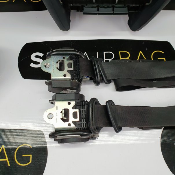 OCTAVIA II 2 RS DASHBOARD AIRBAG KIT SEAT BELTS