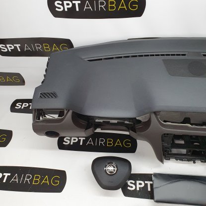 OCTAVIA III 3 DASHBOARD BROWN AIRBAG KIT SEAT BIG BELTS 2