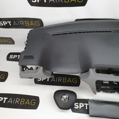 OCTAVIA III 3 CONSOLE DASHBOARD GRIJZE BODEM AIRBAG... 2