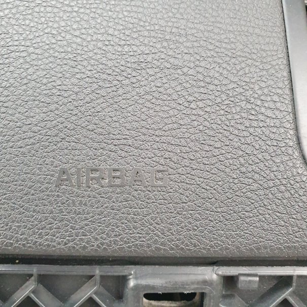 YETI CONSOLE DASHBOARD AIRBAG SET...