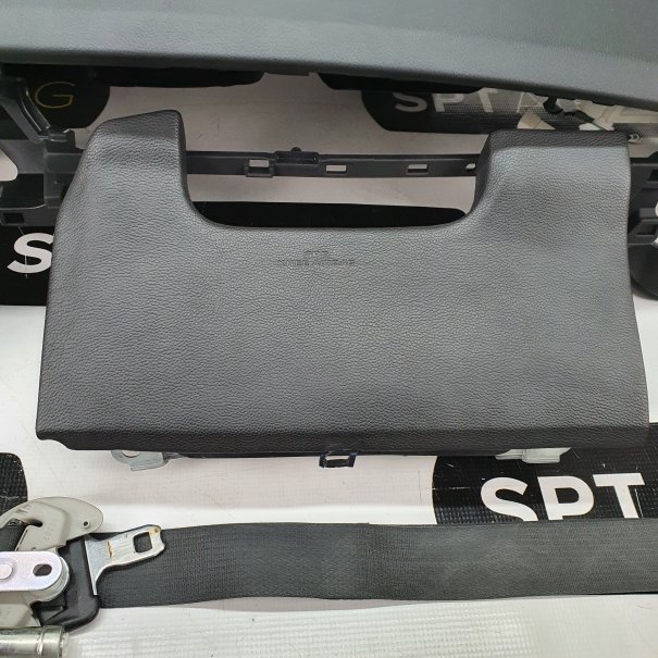 AURIS KONSOLA DESKA ROZDZIELCZA AIRBAG PODUSZKI...