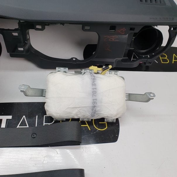 AURIS KONSOLA DESKA ROZDZIELCZA AIRBAG PODUSZKI...