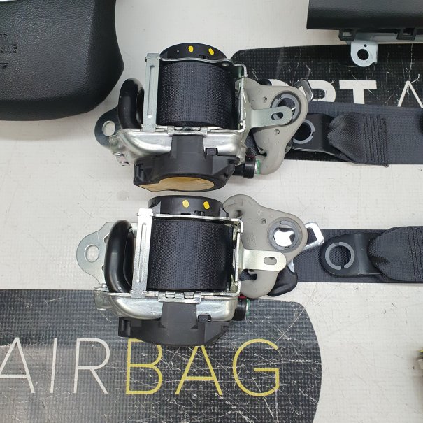 HILUX VIII 8 DASHBOARD AIRBAG SET...