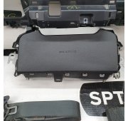 COROLLA E21 CONSOLE DASHBOARD AIRBAG SET VEILIGHEIDSRIEMEN