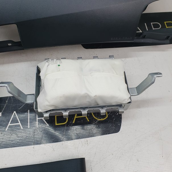 VERSO CONSOLE ARMATURENBRETT AIRBAG KIT...