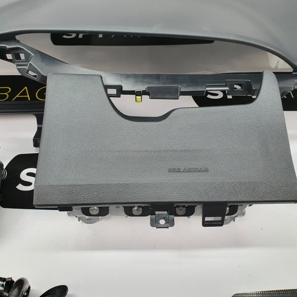 YARIS III 3 LIFT CONSOLA SALPICADERO TABLERO DE...