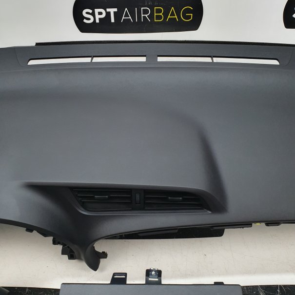 YARIS III 3 TABLEAU DE BORD AIRBAG