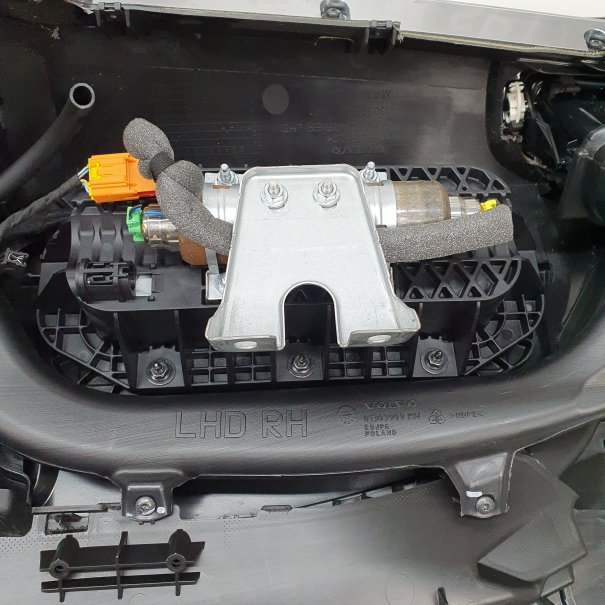 V40 CROSS COUNTRY CONSOLA TABLERO DIVISOR COJÍN...