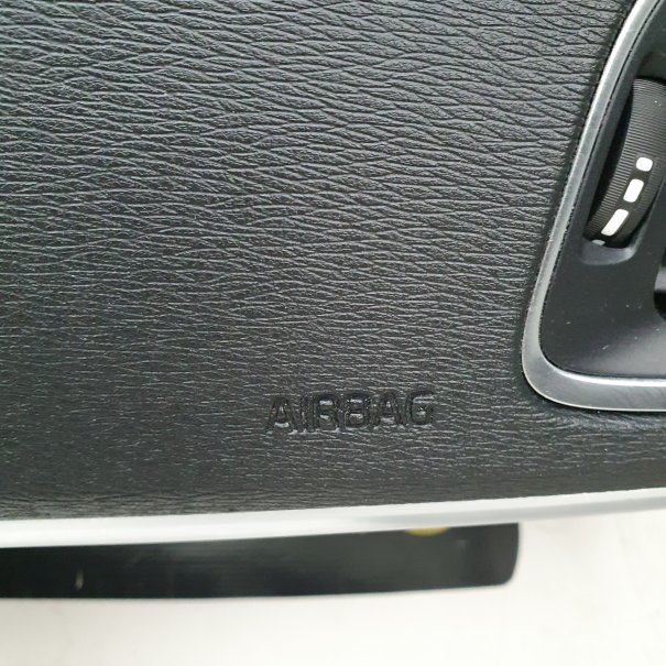 V40 CROSS COUNTRY CONSOLA TABLERO DIVISOR COJÍN...