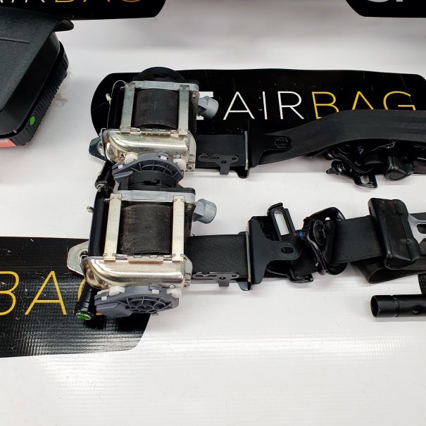 V60 CRUSCOTTO AIRBAG SET CINTURE DI SICUREZZA