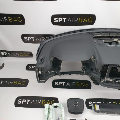 XC40 KONSOLA DESKA ROZDZIELCZA AIRBAG PODUSZKI KURTYNY PASY 2