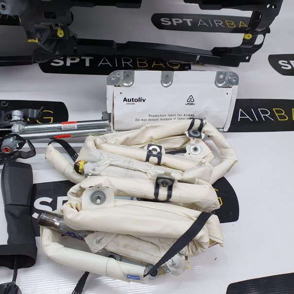 XC60 DASHBOARD AIRBAG SET VEILIGHEIDSRIEMEN...