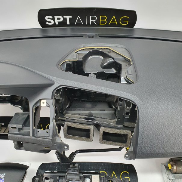 XC60 DASHBOARD AIRBAG SET VEILIGHEIDSRIEMEN