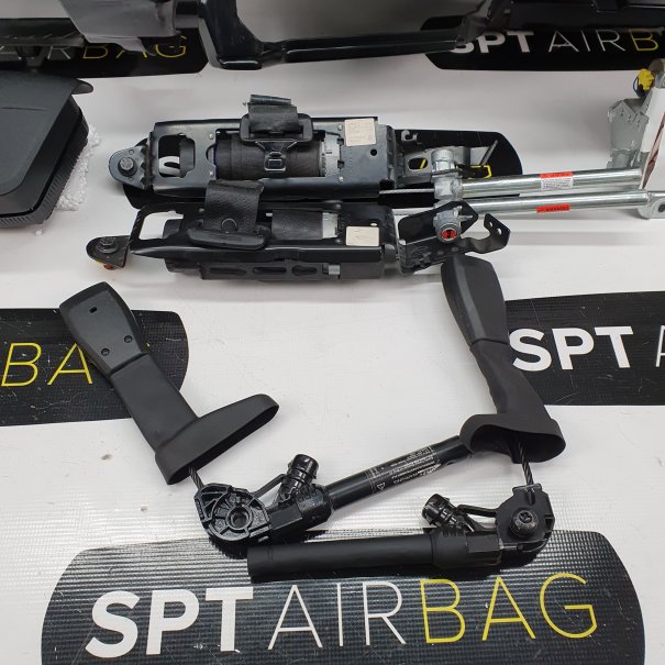 XC60 DASHBOARD AIRBAG SET VEILIGHEIDSRIEMEN