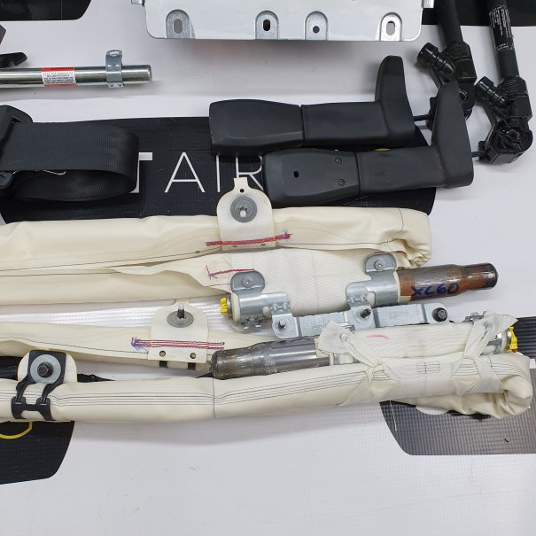 XC60 ARMATURENBRETT AIRBAG KIT SICHERHEITSGURTE...