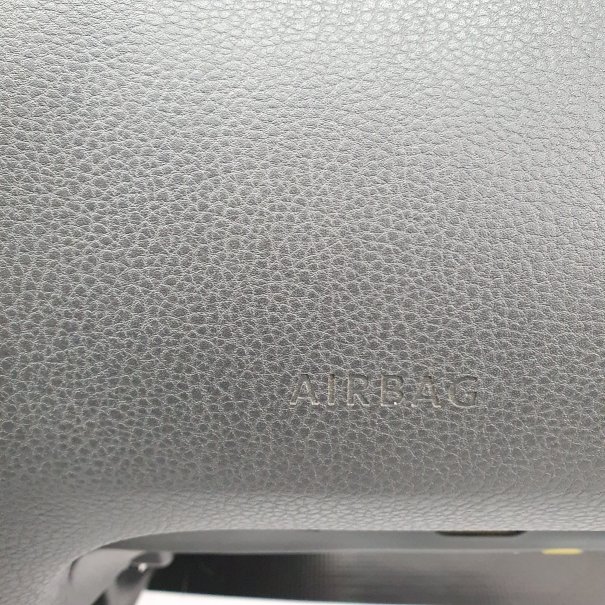 GOLF VI 6 KOMBI KONSOLA DESKA ROZDZIELCZA...