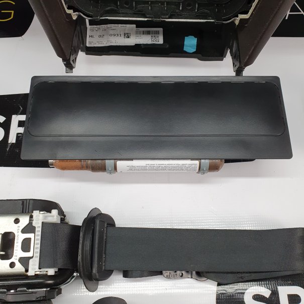 PASSSAT B8 GTI DASHBOARD AIRBAG KIT SEAT BELTS