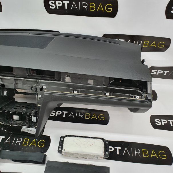 PASSAT B8 GTI LIFT ARMATURENBRETT AIRBAG KIT...