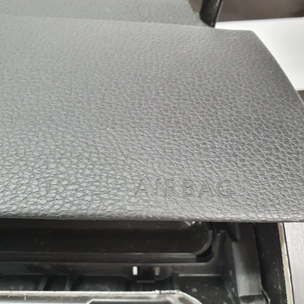 PASSAT B8 GTI LIFT ARMATURENBRETT AIRBAG KIT...