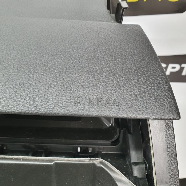 PASSAT B8 GTI DASHBOARD AIRBAG KIT SEAT BELTS