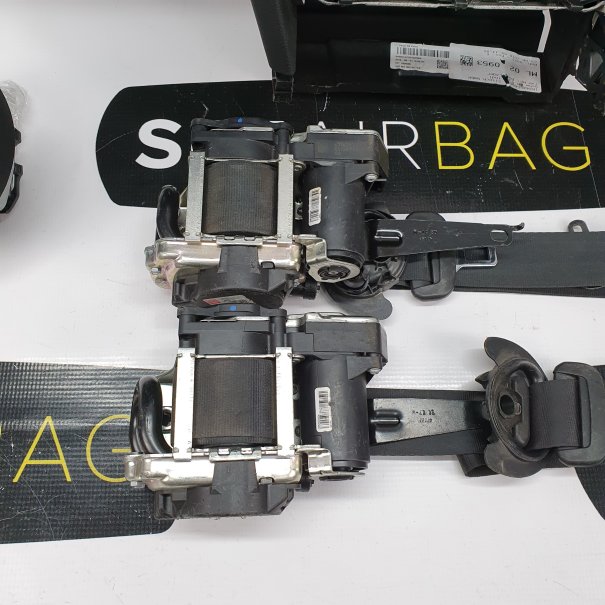 PASSAT B8 GTI DASHBOARD AIRBAG KIT SEAT BELTS