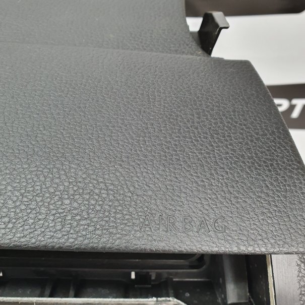 PASSAT B8 GTI DASHBOARD AIRBAG KIT SEAT BELTS