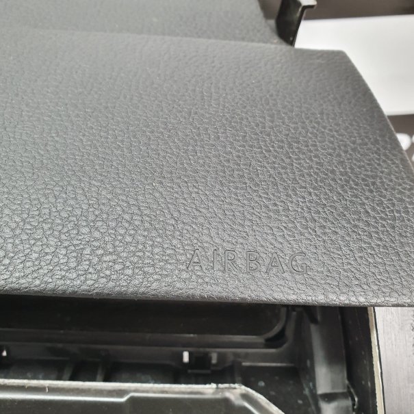 PASSAT B8 GTI DASHBOARD AIRBAG KIT SEAT BELTS