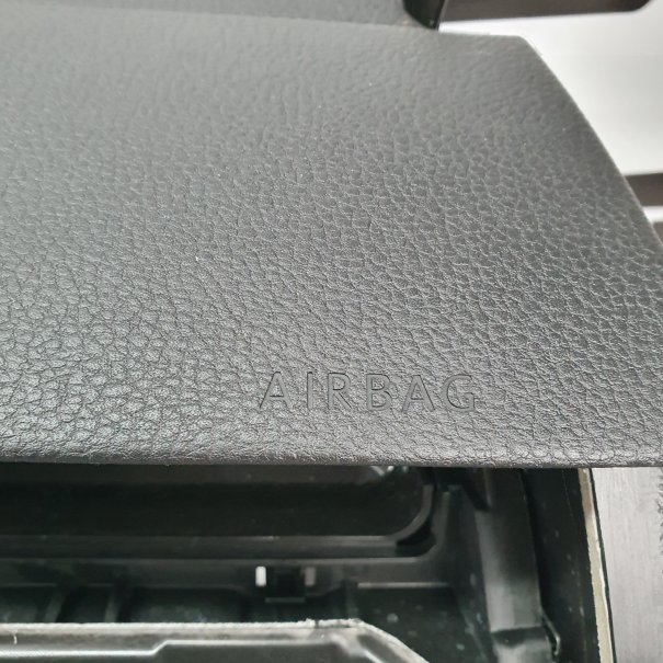 PASSAT B8 DASHBOARD AIRBAG KIT SEAT BELTS