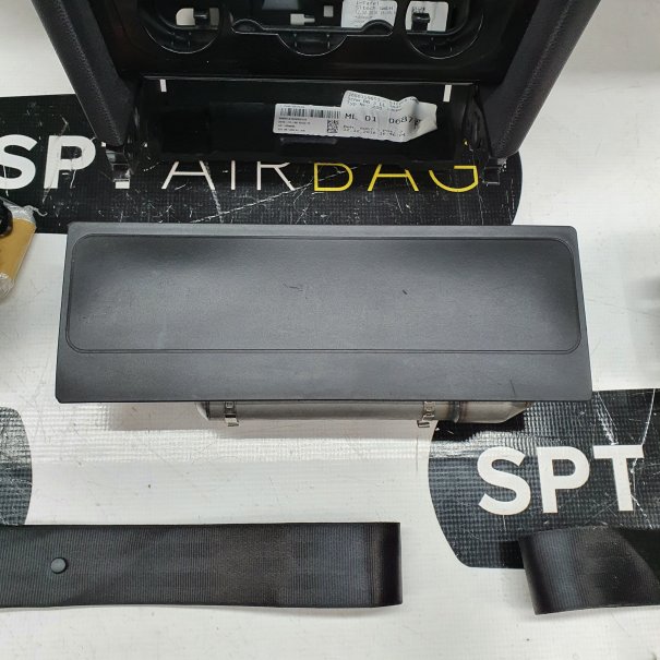 PASSAT B8 LIFT DASHBOARD AIRBAG KIT SEAT BELTS