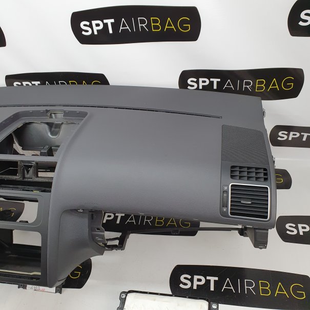 TOURAN I LIFT DASHBOARD AIRBAG KIT SEAT BELTS