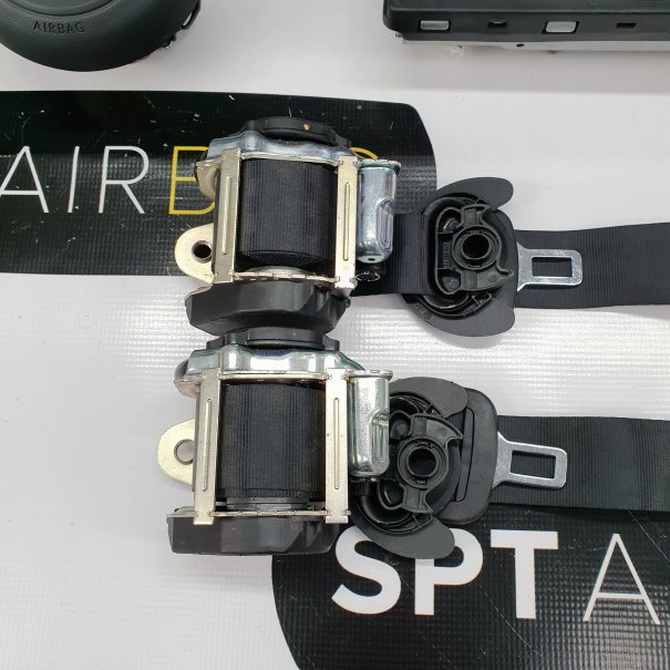 TOURAN II 2 DASHBOARD AIRBAG KIT SEAT BELTS