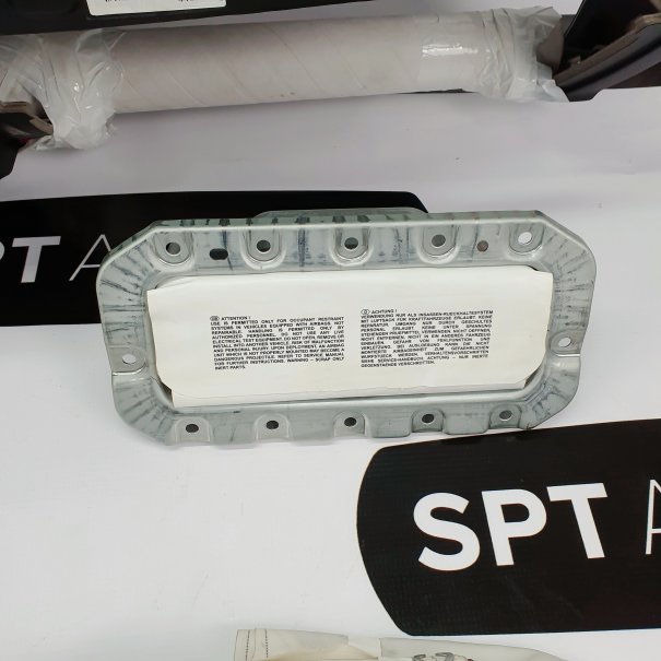 F20 F21 ARMATURENBRETT AIRBAG KIT GURTSTRAFFERN...