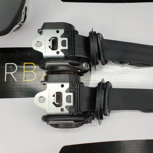 UP! LIFT DASHBOARD AIRBAG SET VEILIGHEIDSRIEMEN