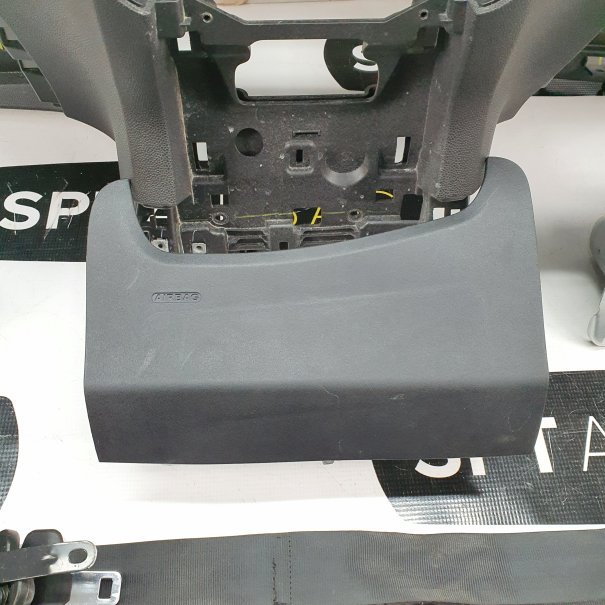 ECOSPORT DASHBOARD AIRBAG KIT SEAT BELTS