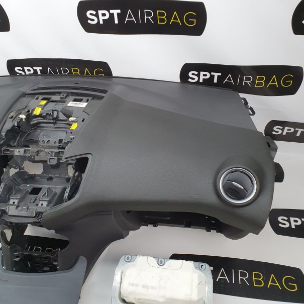 FIESTA MK7 DASHBOARD AIRBAG KIT SEAT BELTS