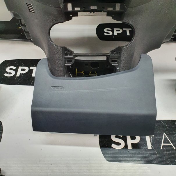 FIESTA MK7 DASHBOARD AIRBAG KIT SEAT BELTS