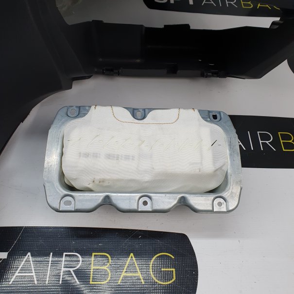 FIESTA MK7 DASHBOARD AIRBAG KIT SEAT BELTS