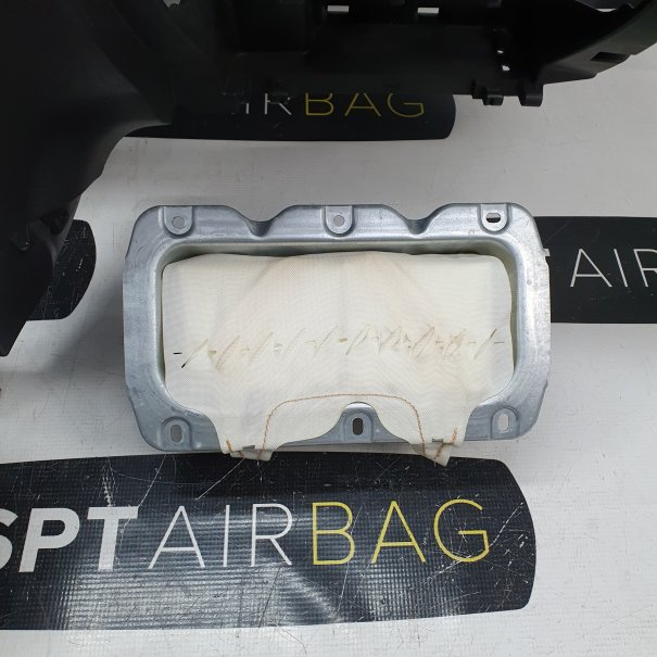 B-MAX DASHBOARD AIRBAG KIT SEAT BELTS