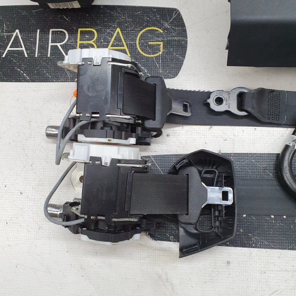 B-MAX DASHBOARD AIRBAG KIT SEAT BELTS