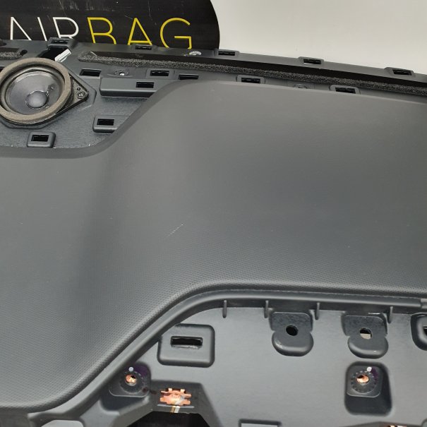 MUSTANG MACH-E DASHBOARD AIRBAG KIT SEAT BELTS