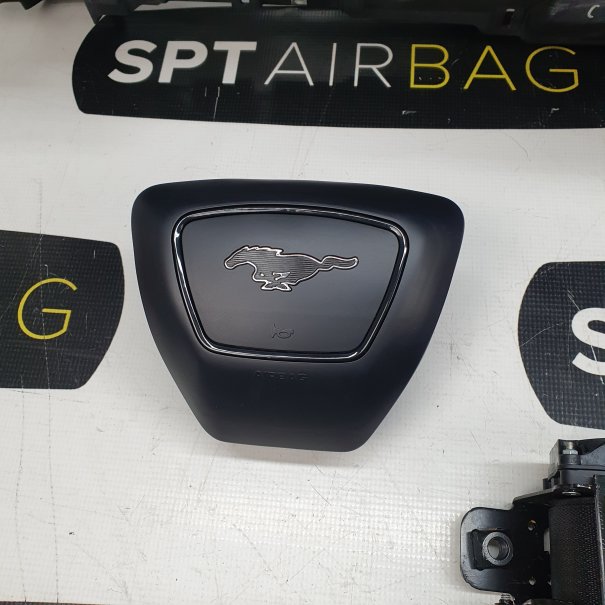 MUSTANG MACH-E DASHBOARD AIRBAG KIT SEAT BELTS